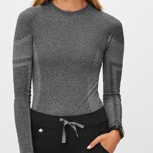 Figs Women's Graphite Salta Seamless Long Sleeve Under Scrub Top